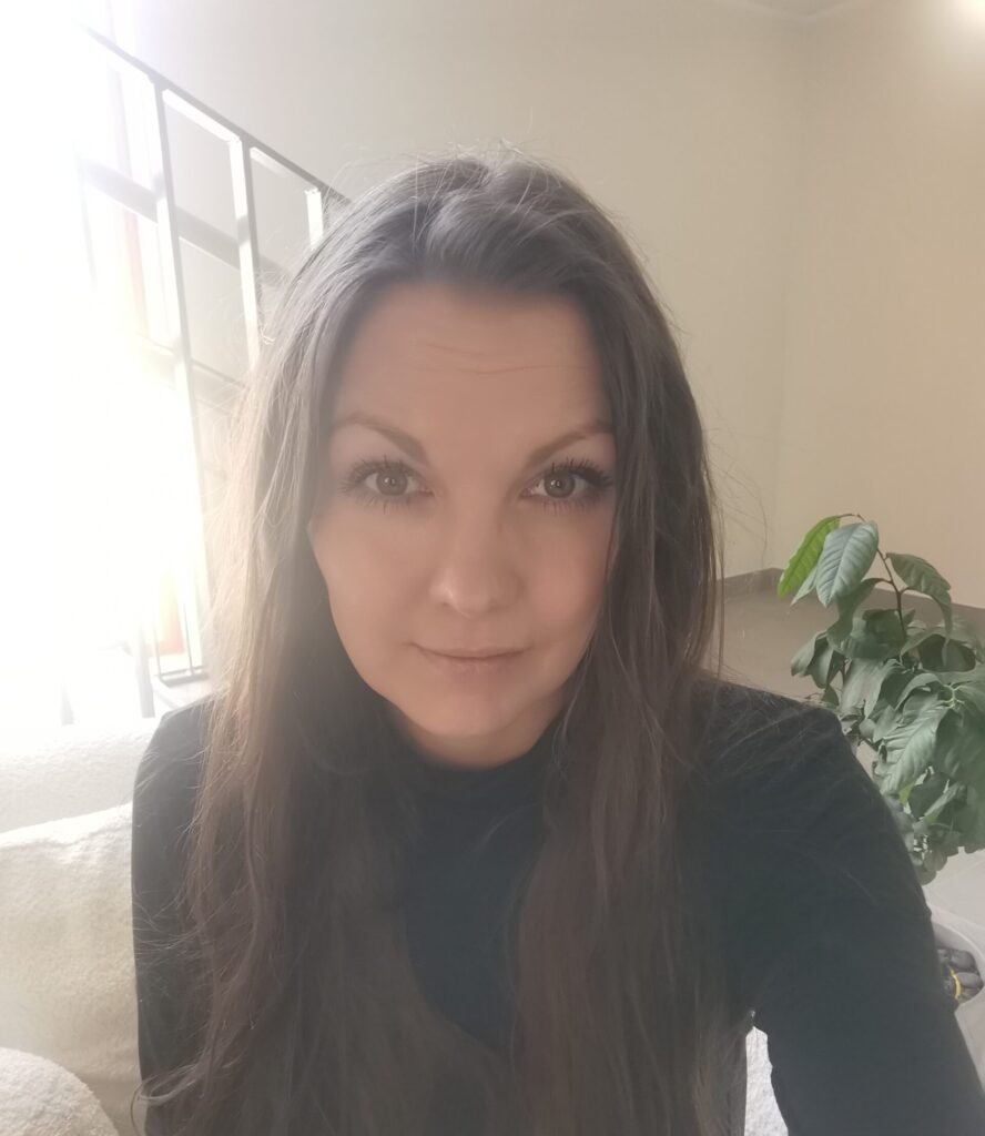 Sirle Saarem - virtuaalassistent koolitajale - esassistant.com